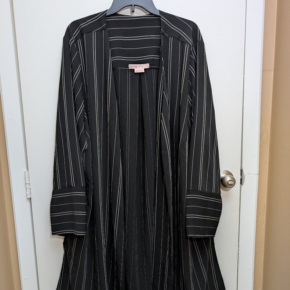 Plus Size In Every Story Black & White Striped Tunic